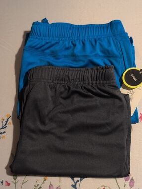Boys Active Pull-On Shorts 2-Pack - Blue and Charcoal NWT Size 14/16 Husky